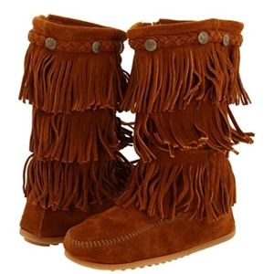 Minnetonka 3 layer fringe boots